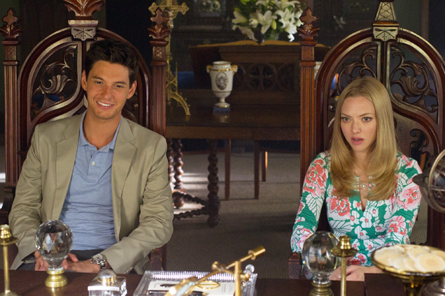 amanda-seyfried-in-the-big-wedding-2013