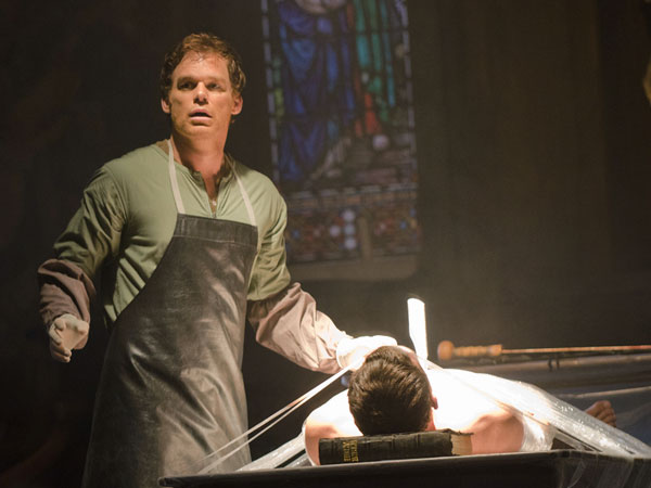 dexter_s7e1_d_story