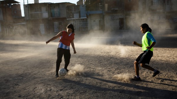 mujeres_con_pelotas_3_Ew