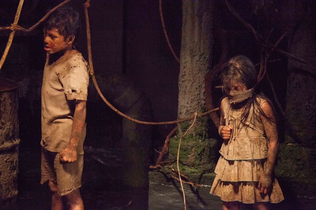 Desde_la_oscuri_EW_1